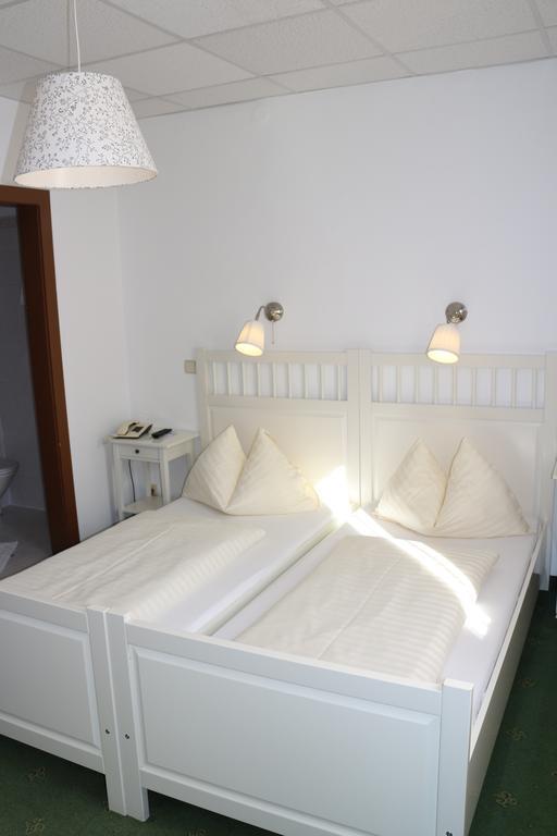 Hotel Gasthof Kasino Villach Phòng bức ảnh