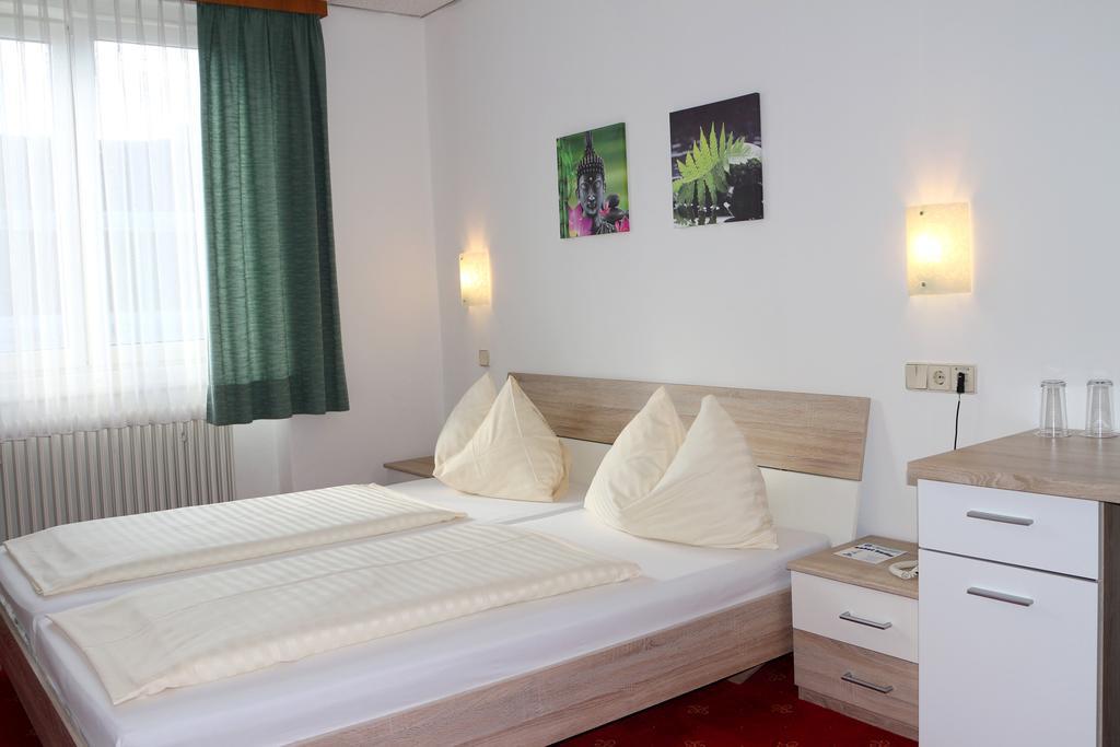 Hotel Gasthof Kasino Villach Phòng bức ảnh